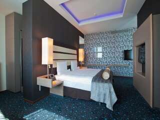 Отель Chirag Plaza Hotel & Business Center Баку Полулюкс-3